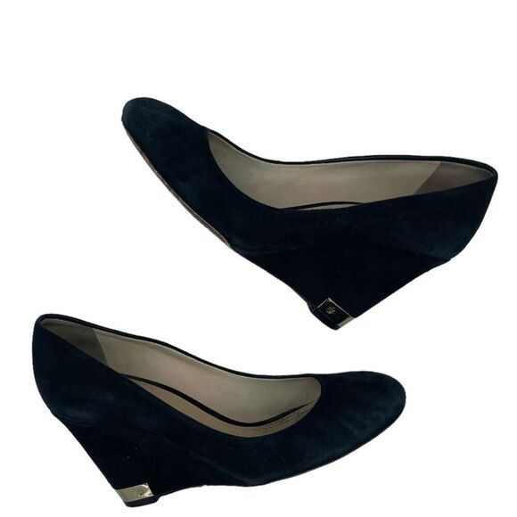 Tory Burch Black Suede Astoria Wedge Heels Size 7.5 - Picture 2 of 9